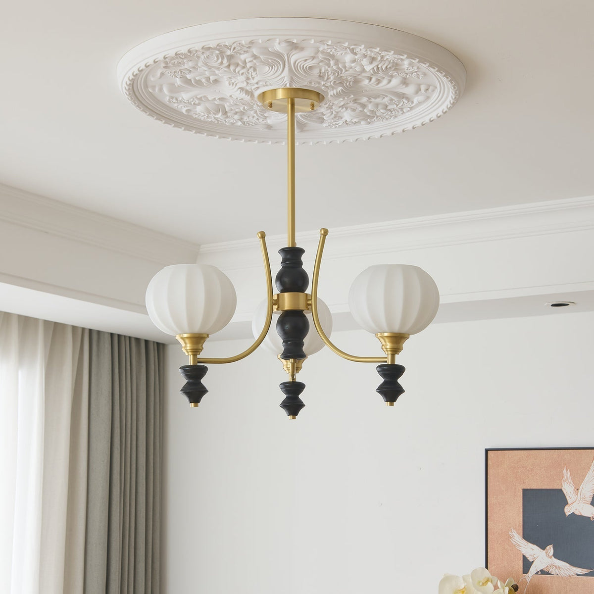 Zavenen Traditional Elegance Vintage Brass Wood Chandelier