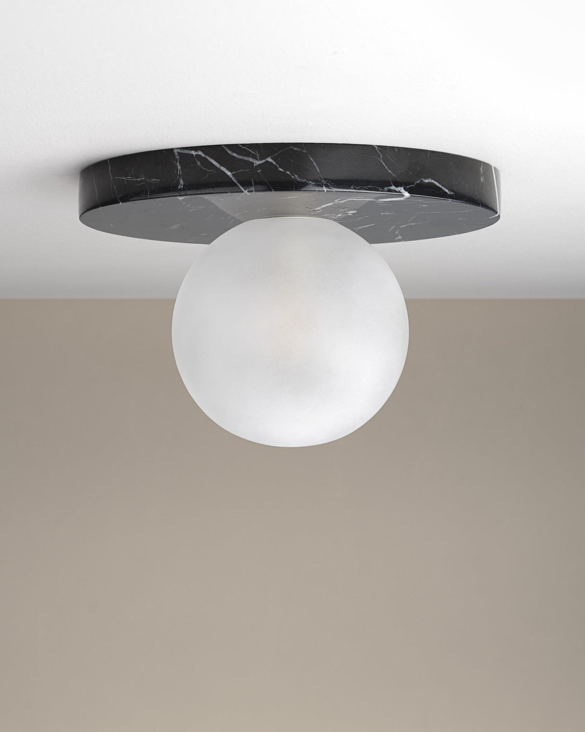 Calirina Wall Lamp
