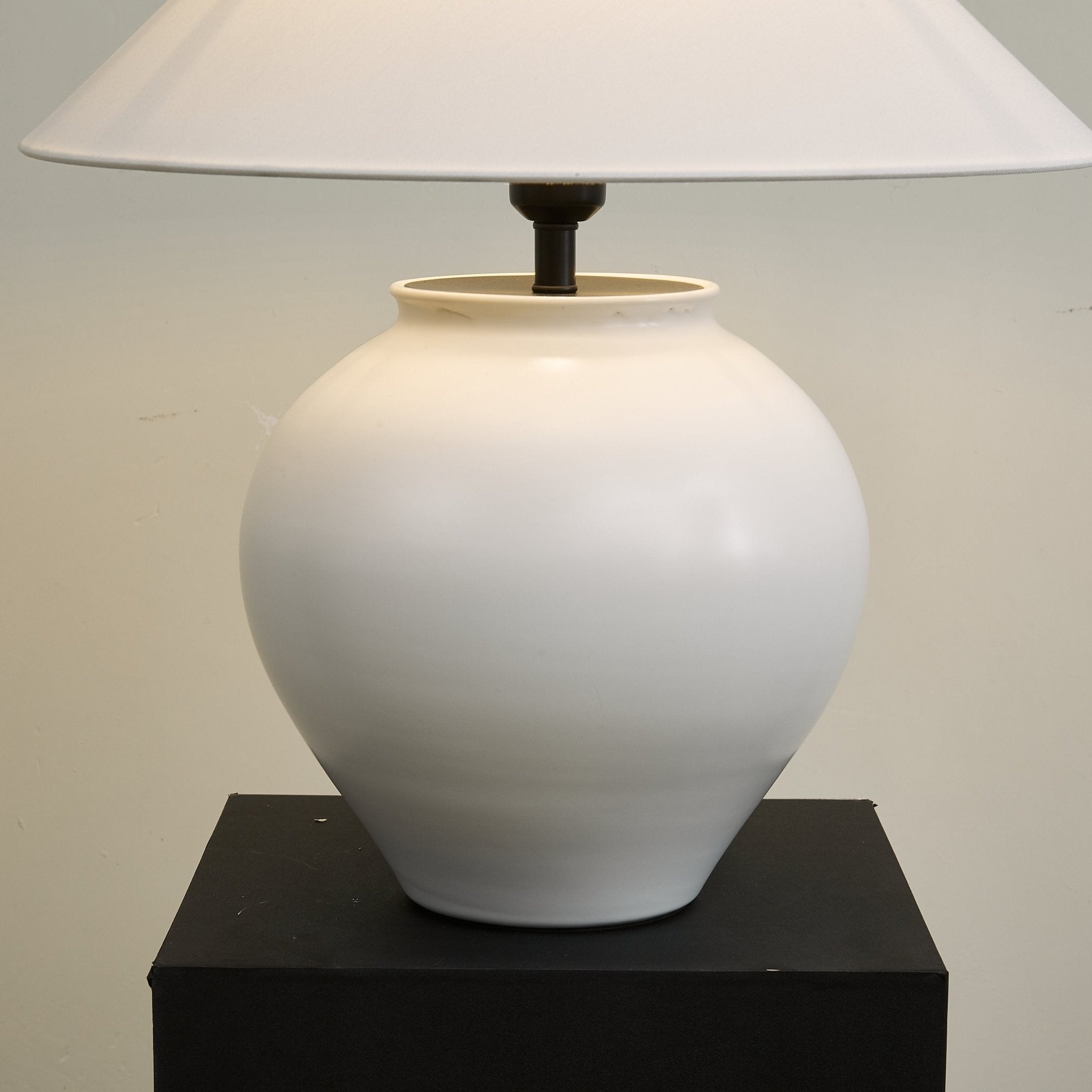 Serinina Classic Fabric Table Lamp