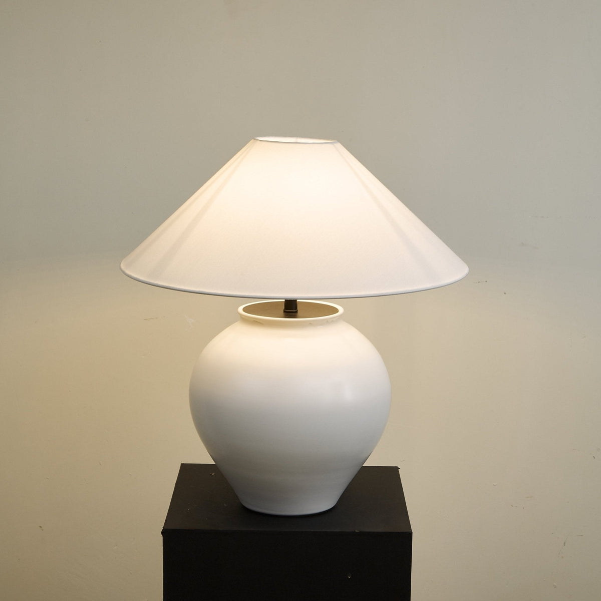 Serinina Classic Fabric Table Lamp