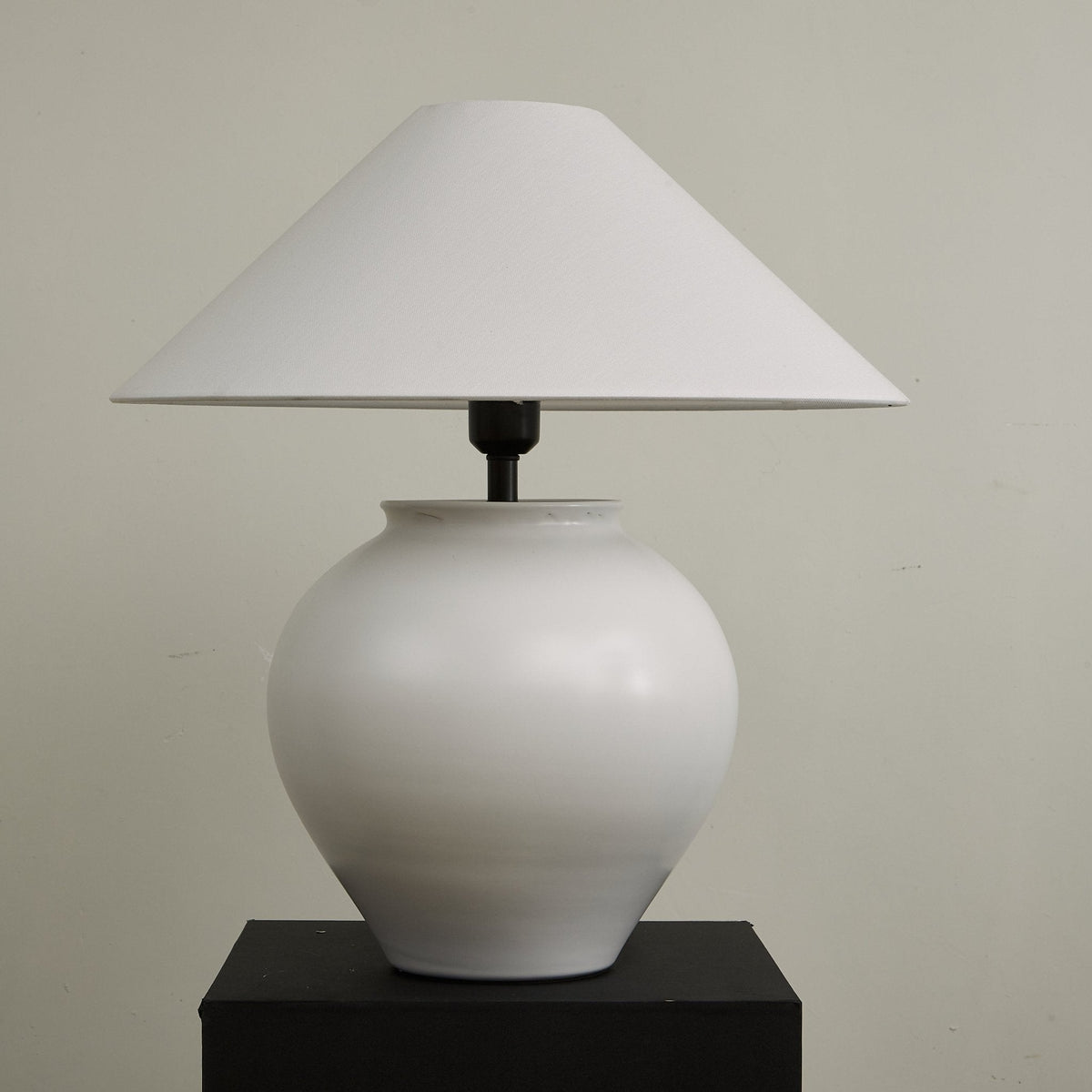 Serinina Classic Fabric Table Lamp