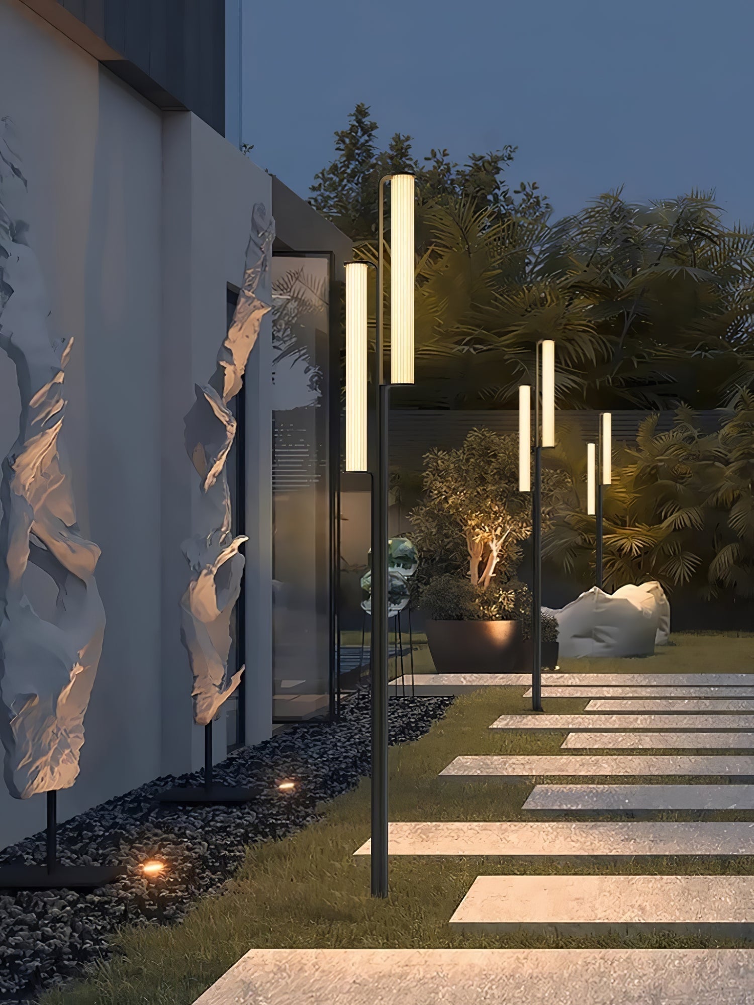 Reldax Arc Outdoor Post Lamp