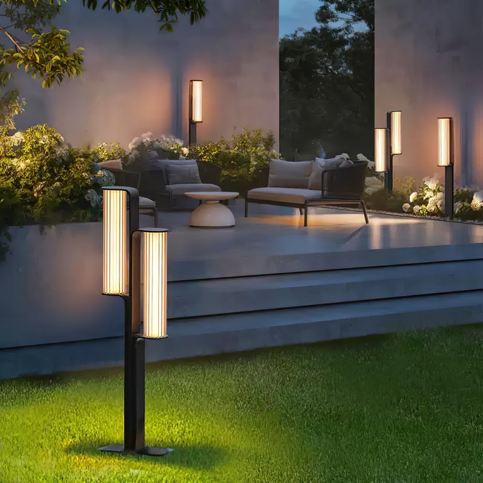 Sorerella Arc Duo Outdoor Lamp