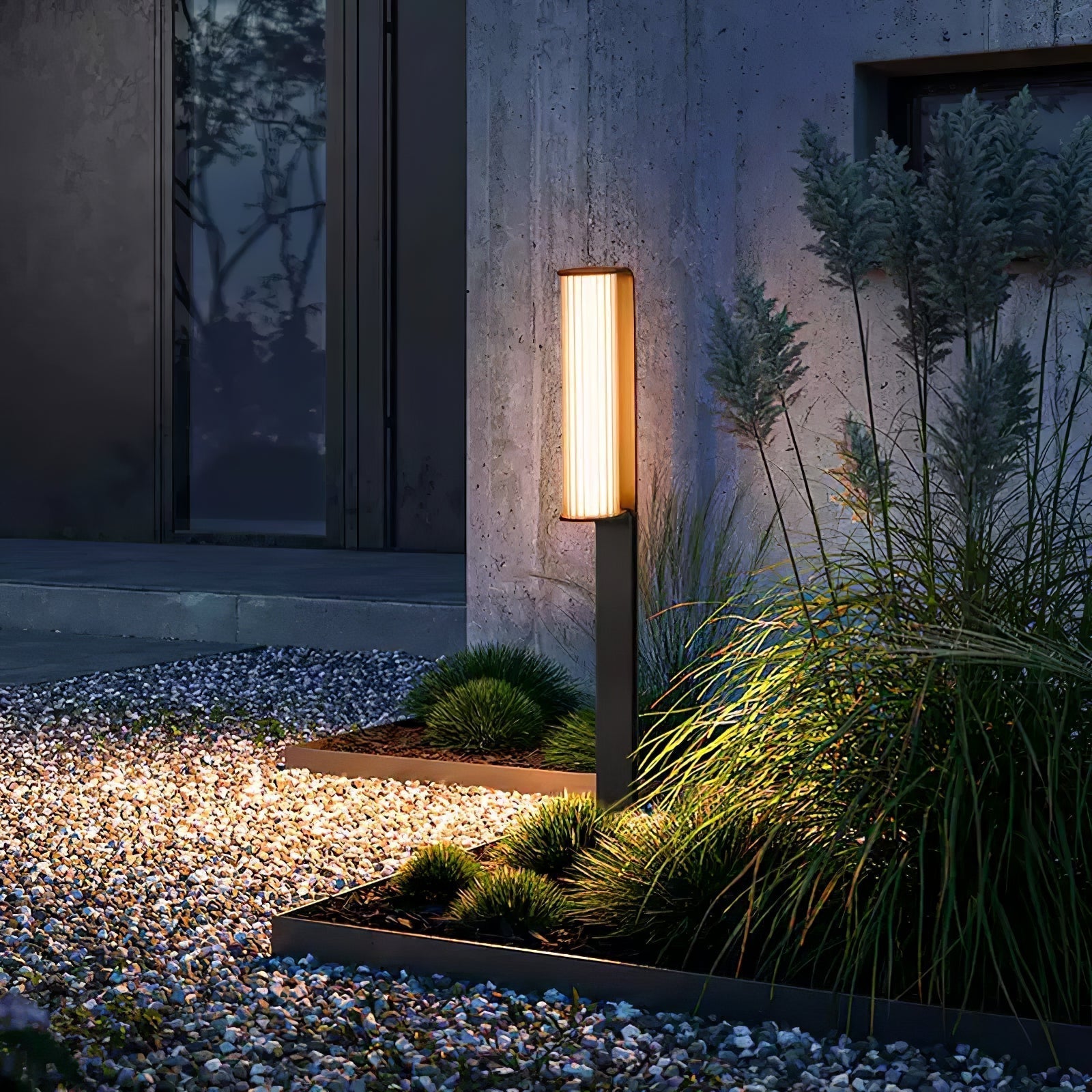Sorerella Arc Duo Outdoor Lamp