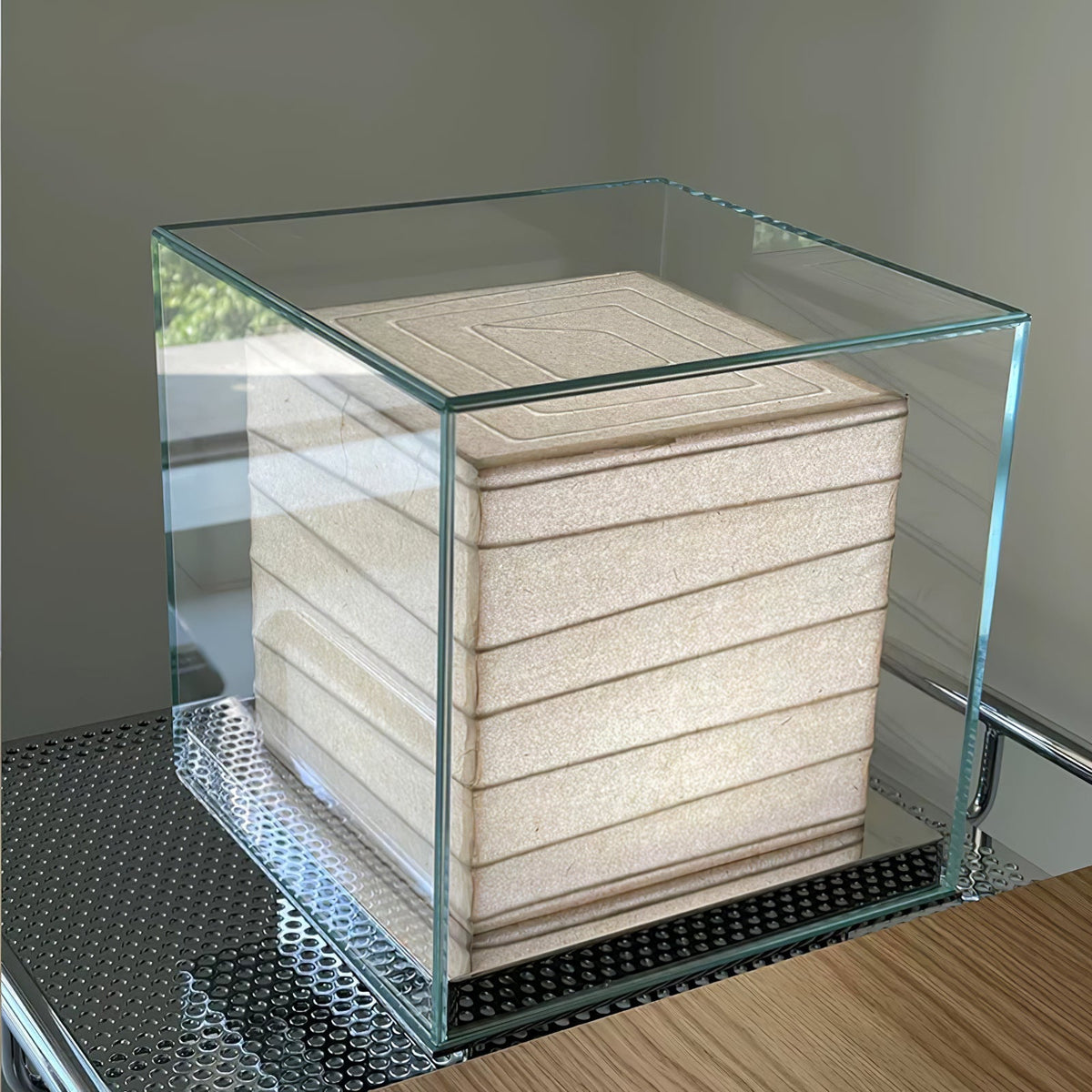 Pryn Cube Table Lamp