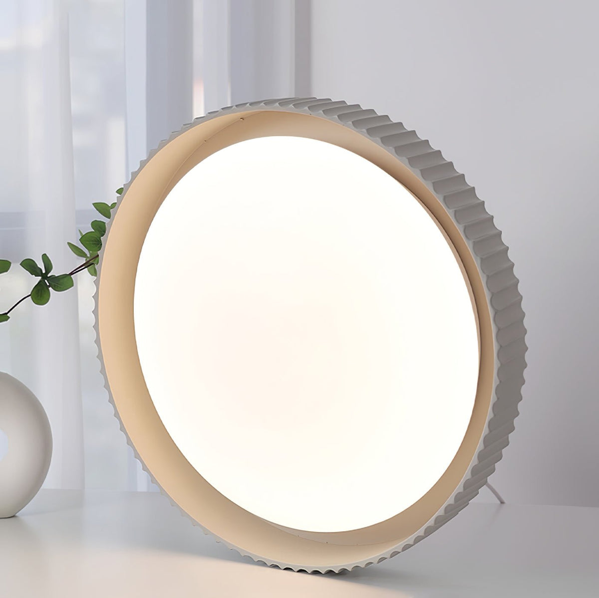 Alesin Modern Minimalist Resin Ceiling Light