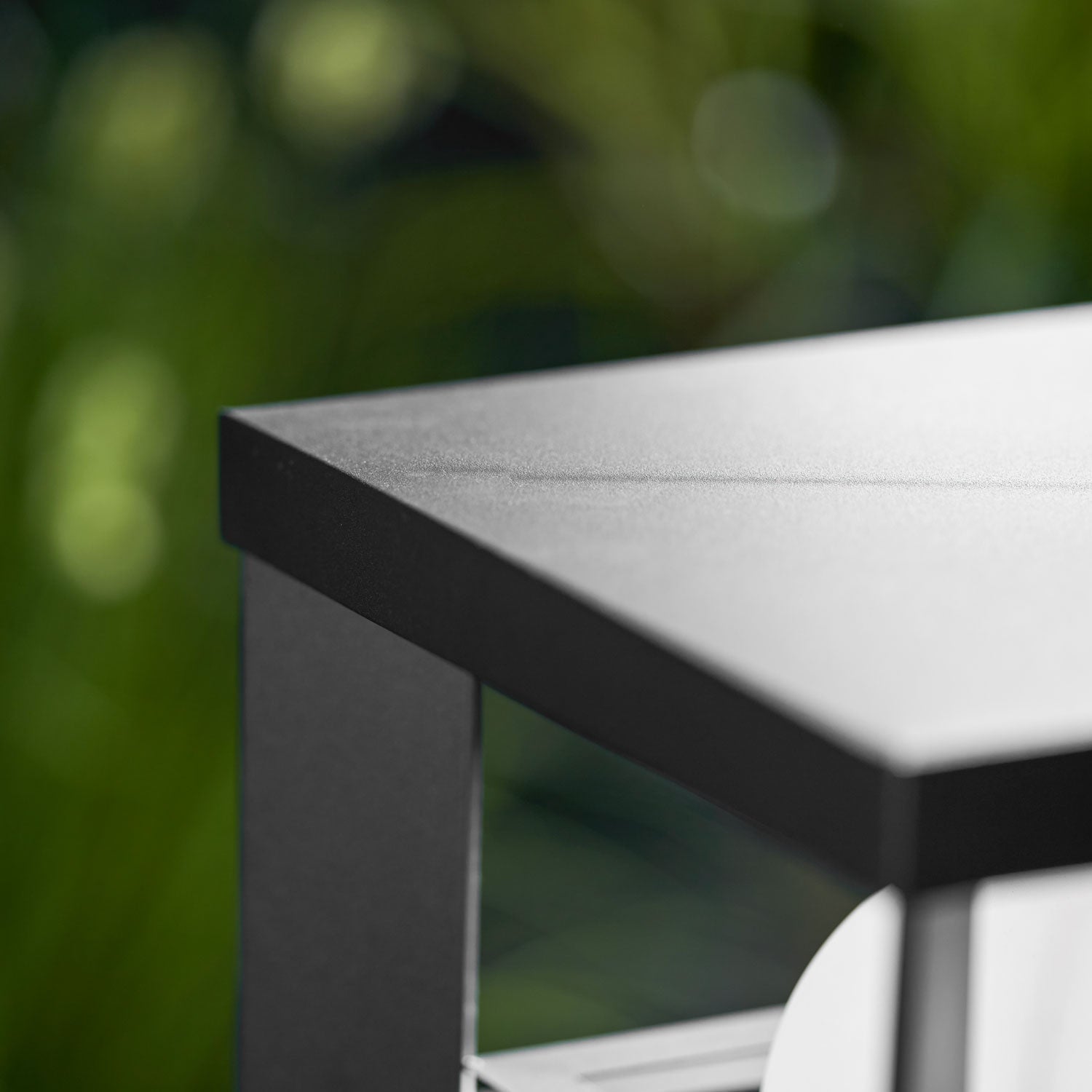 Norarine Crate Outdoor Lamp
