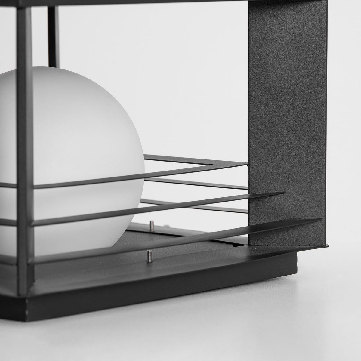 Norarine Crate Outdoor Lamp
