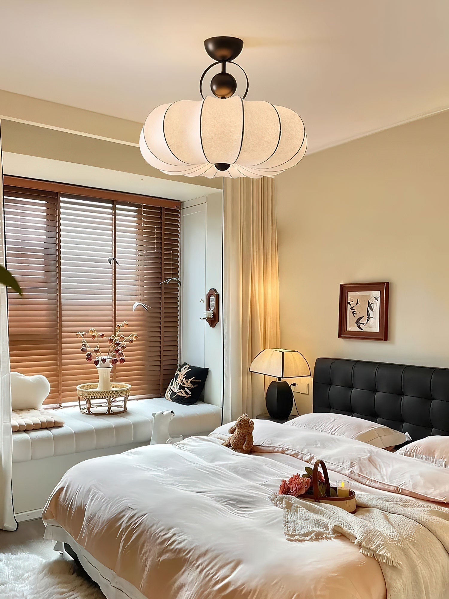 Yunshui Petal Fabric Bronze Pendant Light