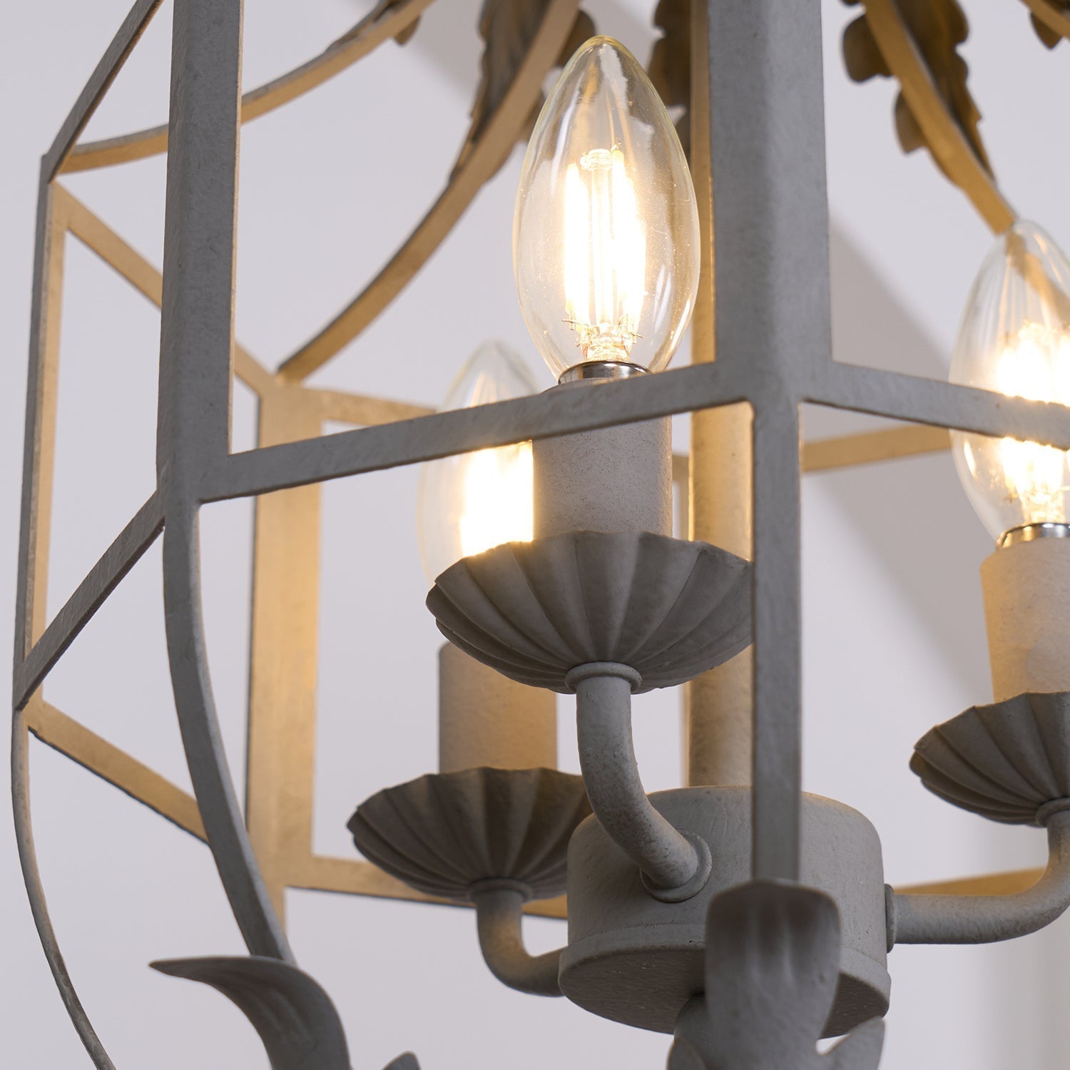 Soraaine Chandelier Retro Cage Grey Candle