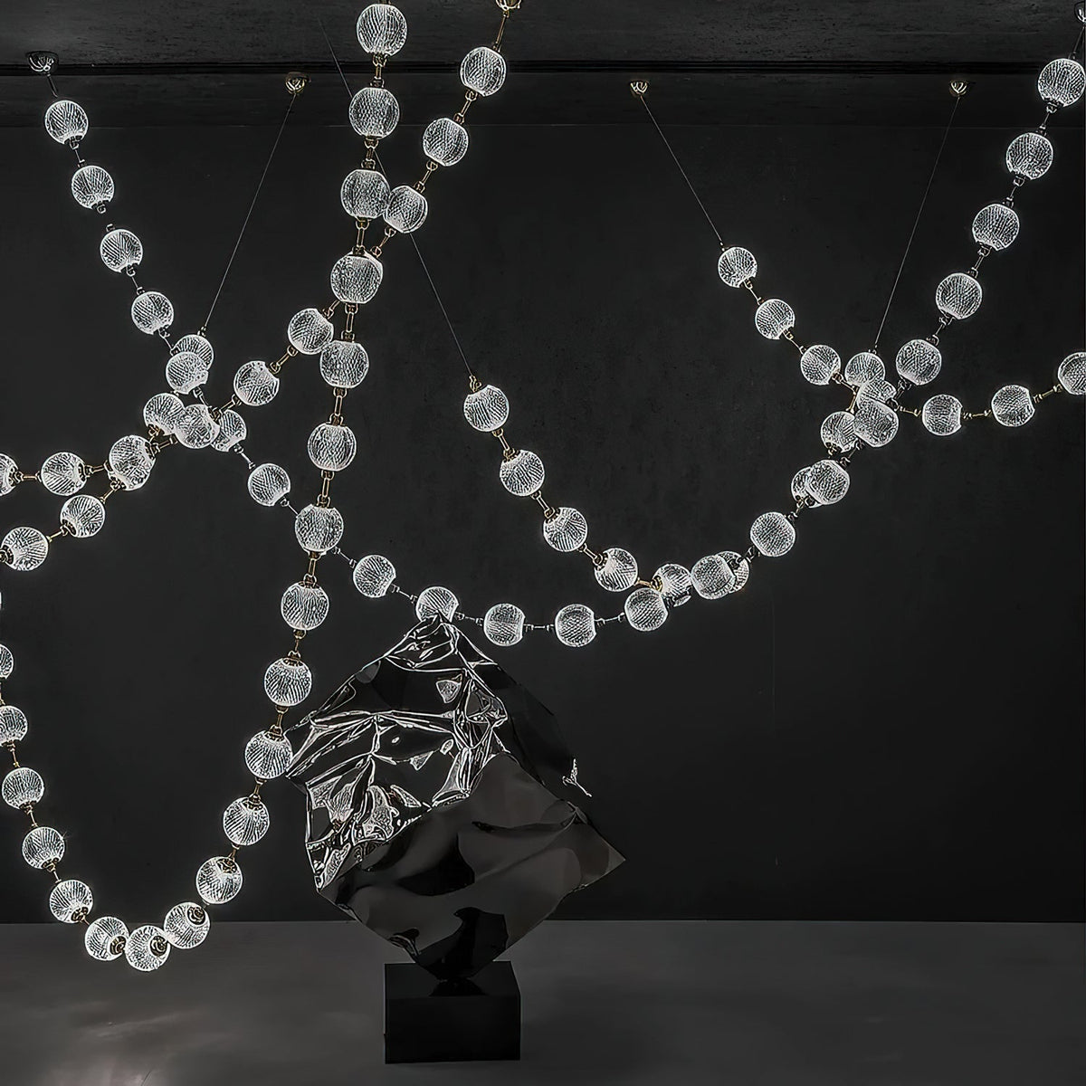 Lindencourt Strand Necklace Chandelier