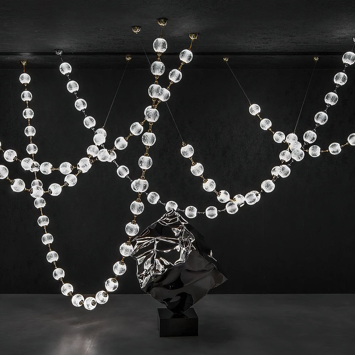 Lindencourt Strand Necklace Chandelier
