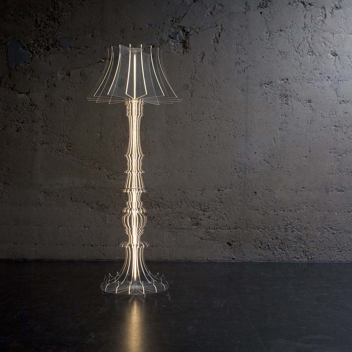 Elmariel Sculptural Acrylic Table Lamp
