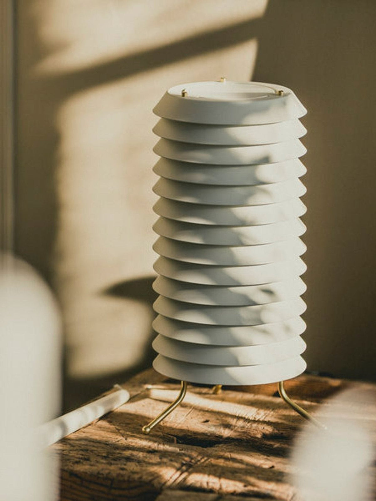 Orelelette Lattice Scandinavian Table Lamp