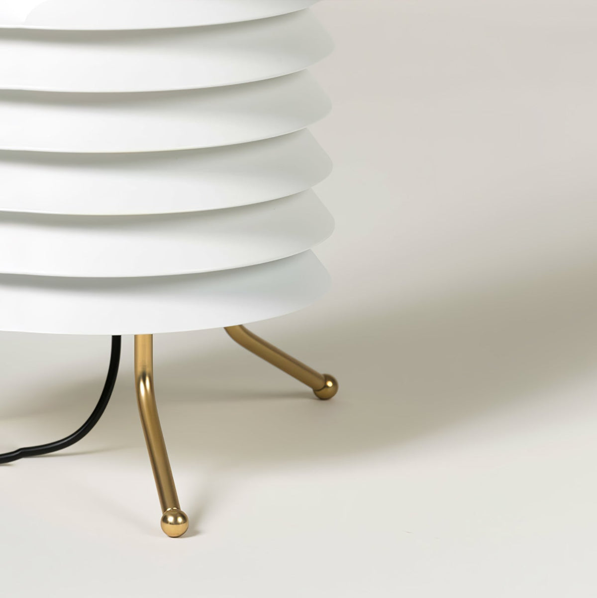 Orelelette Lattice Scandinavian Table Lamp