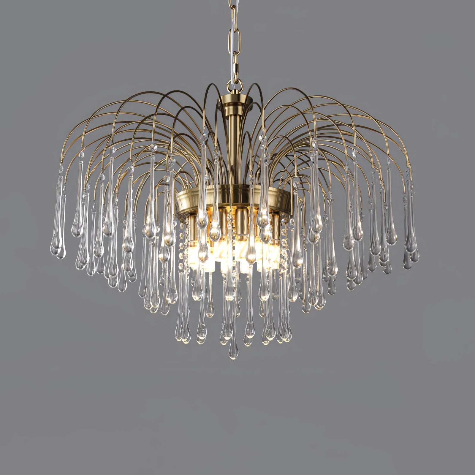 Lustra Chandelier Golden Arms and Crystal - Neutral Decor