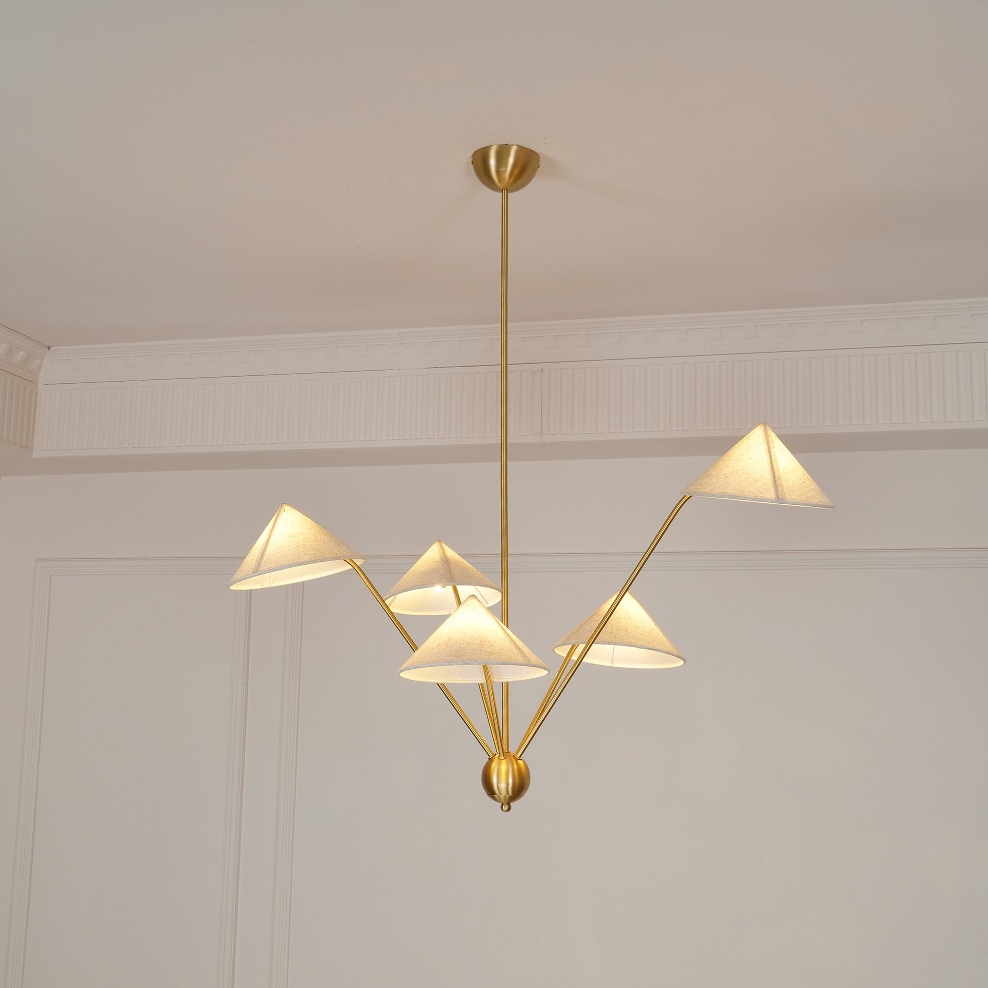 Oriisora Chandelier Brass Curved Beige