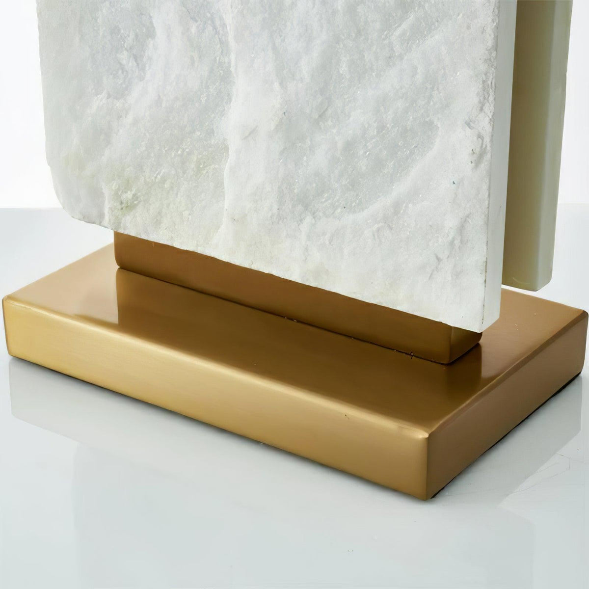 Savanah Modern Table Lamp