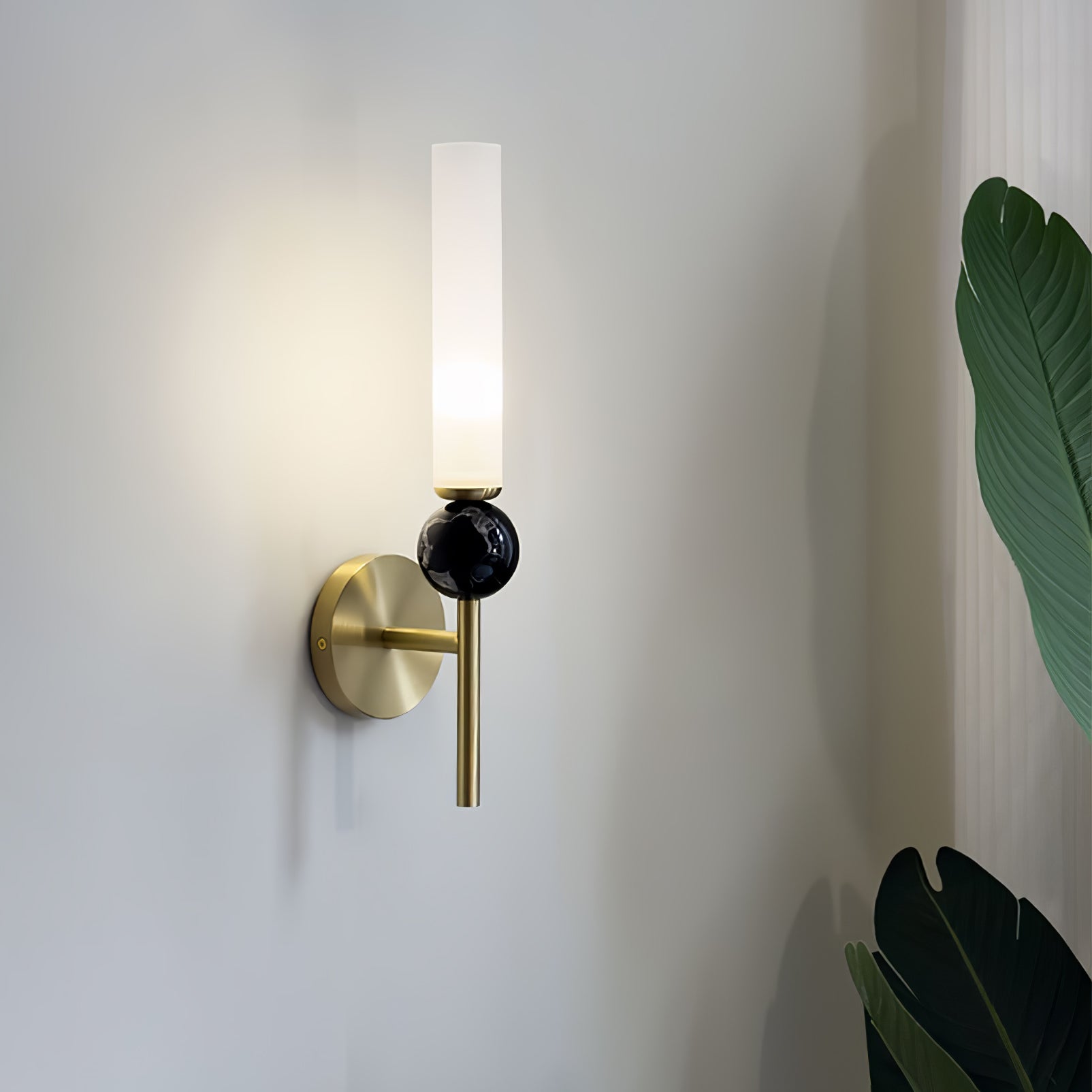 Dulane Modern Minimalist Vertical Marble Wall Lamp