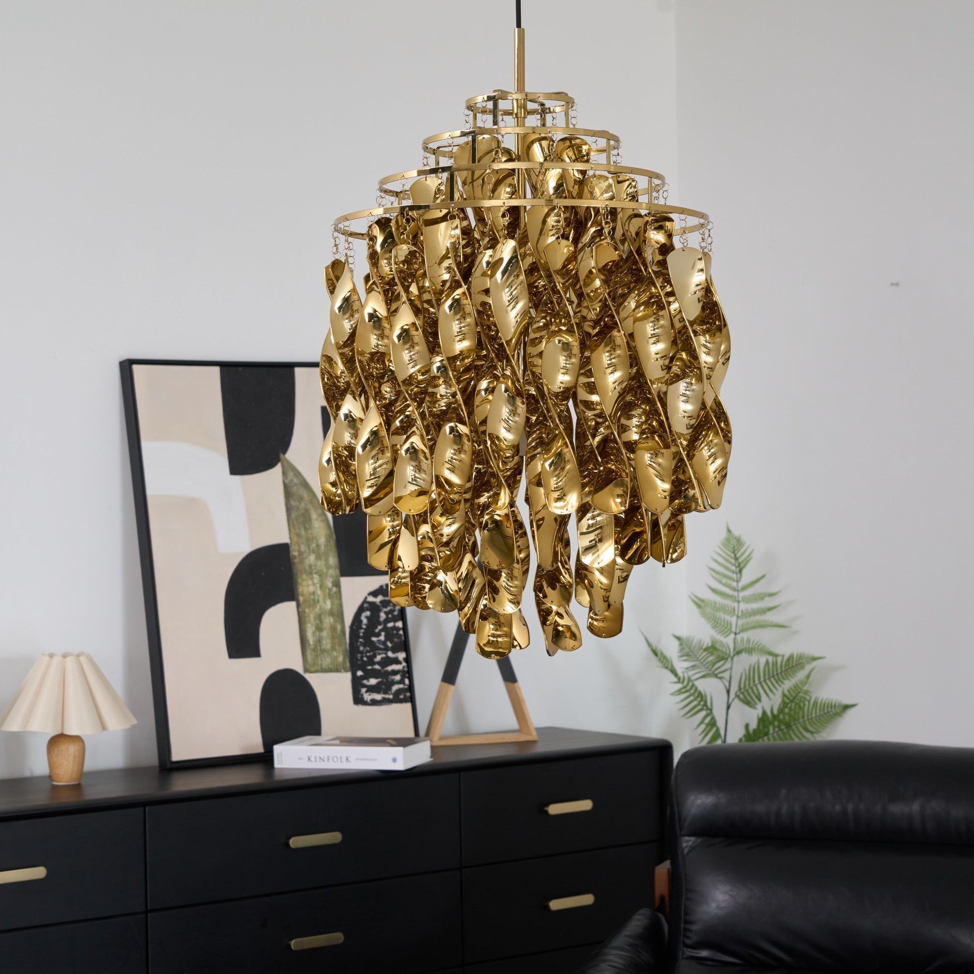 Isoran Luxe Acrylic Chandelier