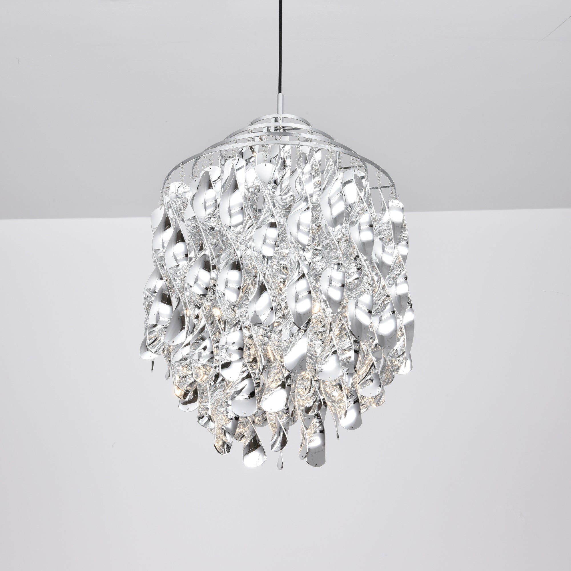 Isoran Luxe Acrylic Chandelier