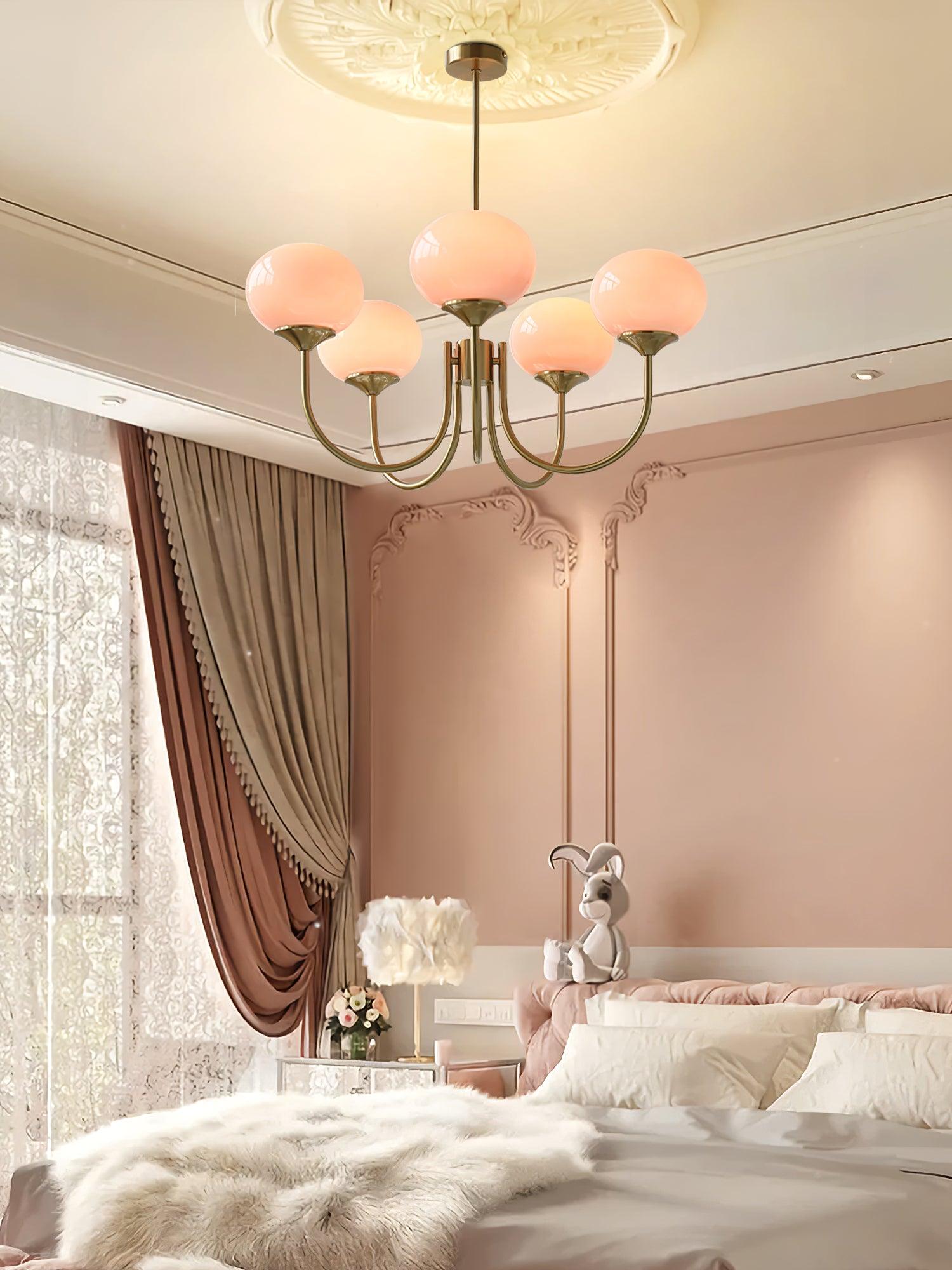 Lustra Chandelier Pink Glass Globe Gold - Neutral Decor
