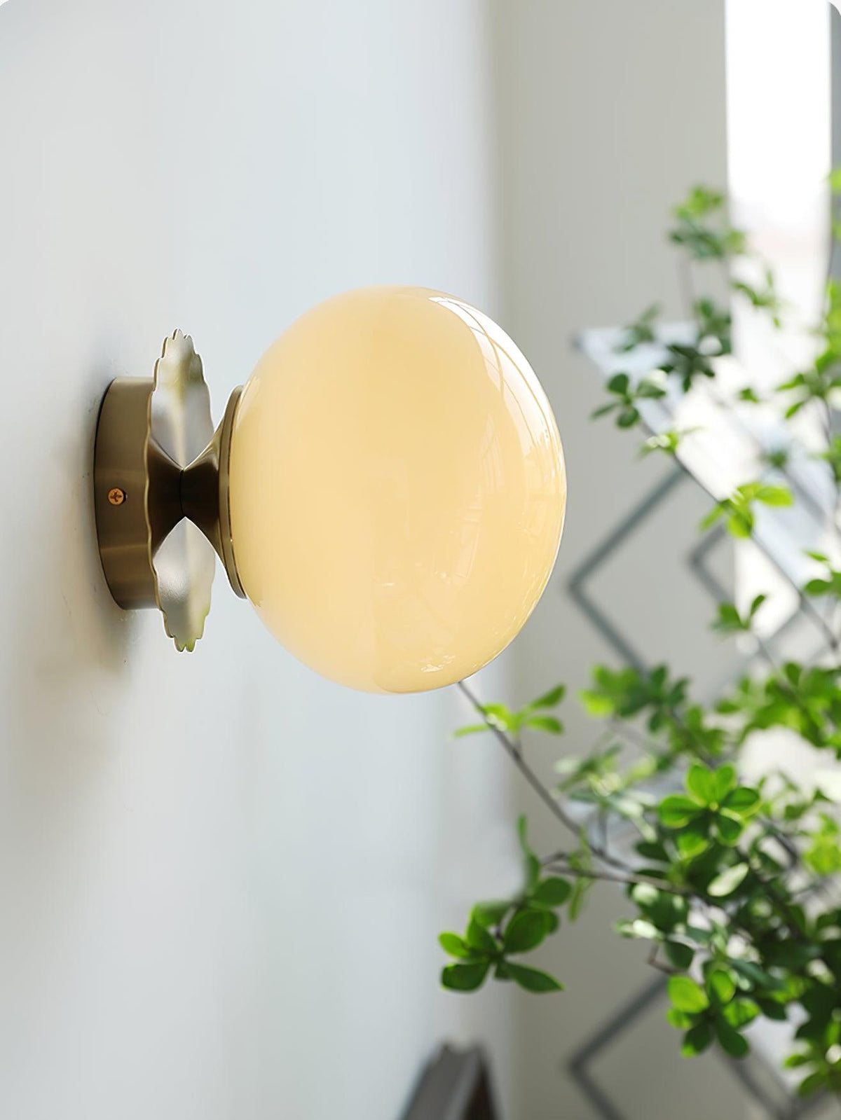 Stefan Modern Minimalist Glass Sconces Wall lamp