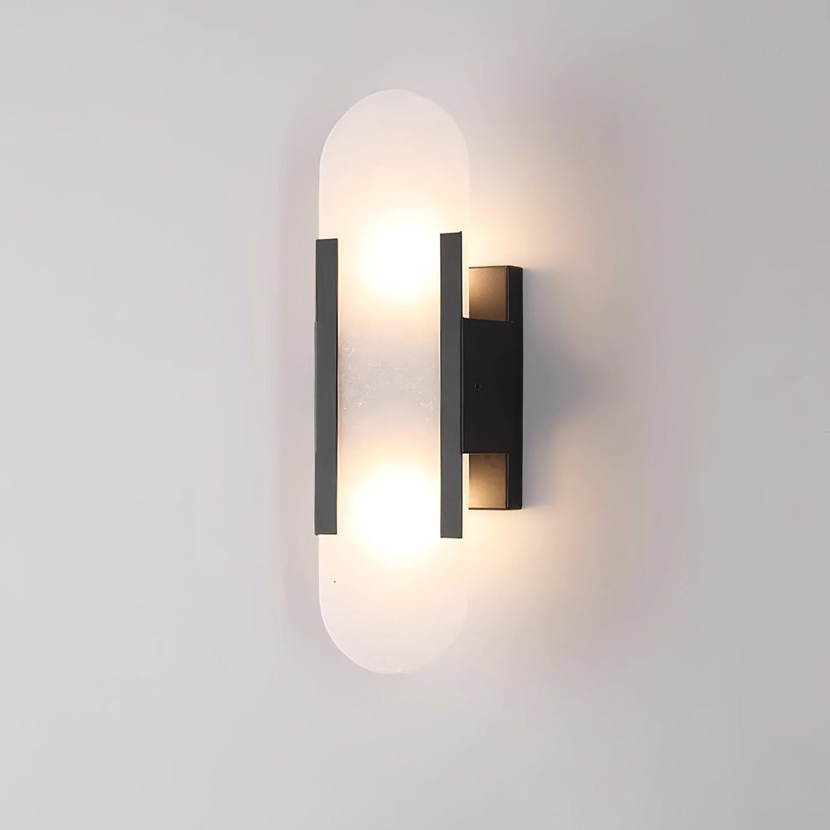 Veo Luxury Alabaster Wall Lamp - Neutral Decor