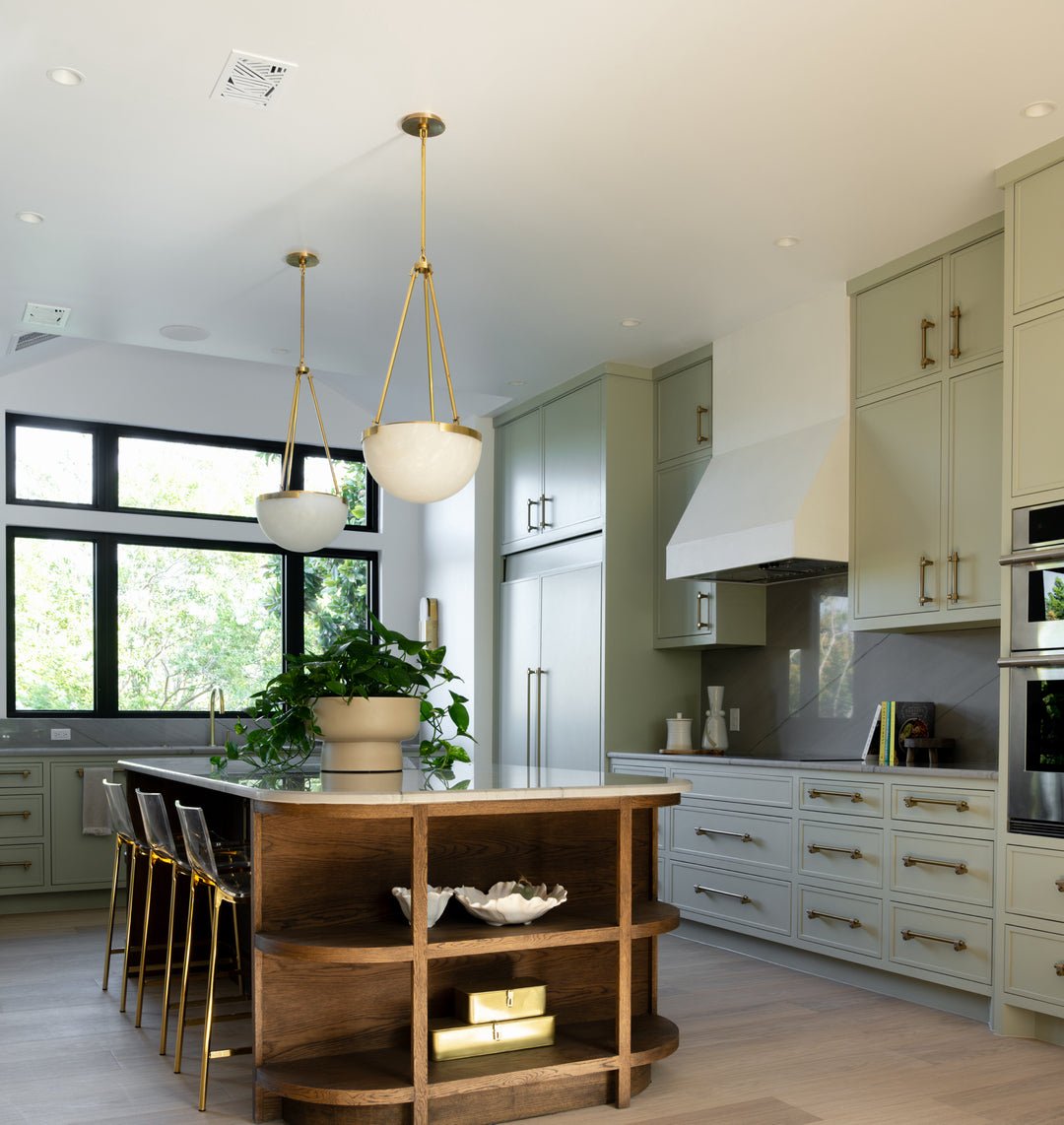 Dione Minimalist Alabaster Pendant Light