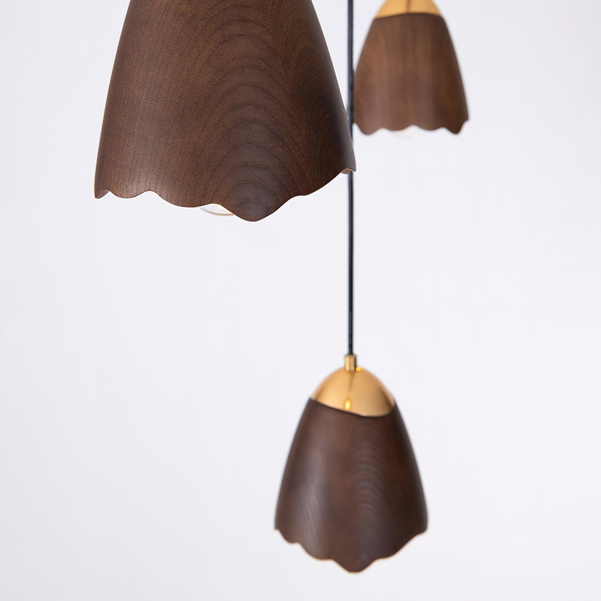 Sartin Modern Minimalist Bell Wood Pendant Lamp