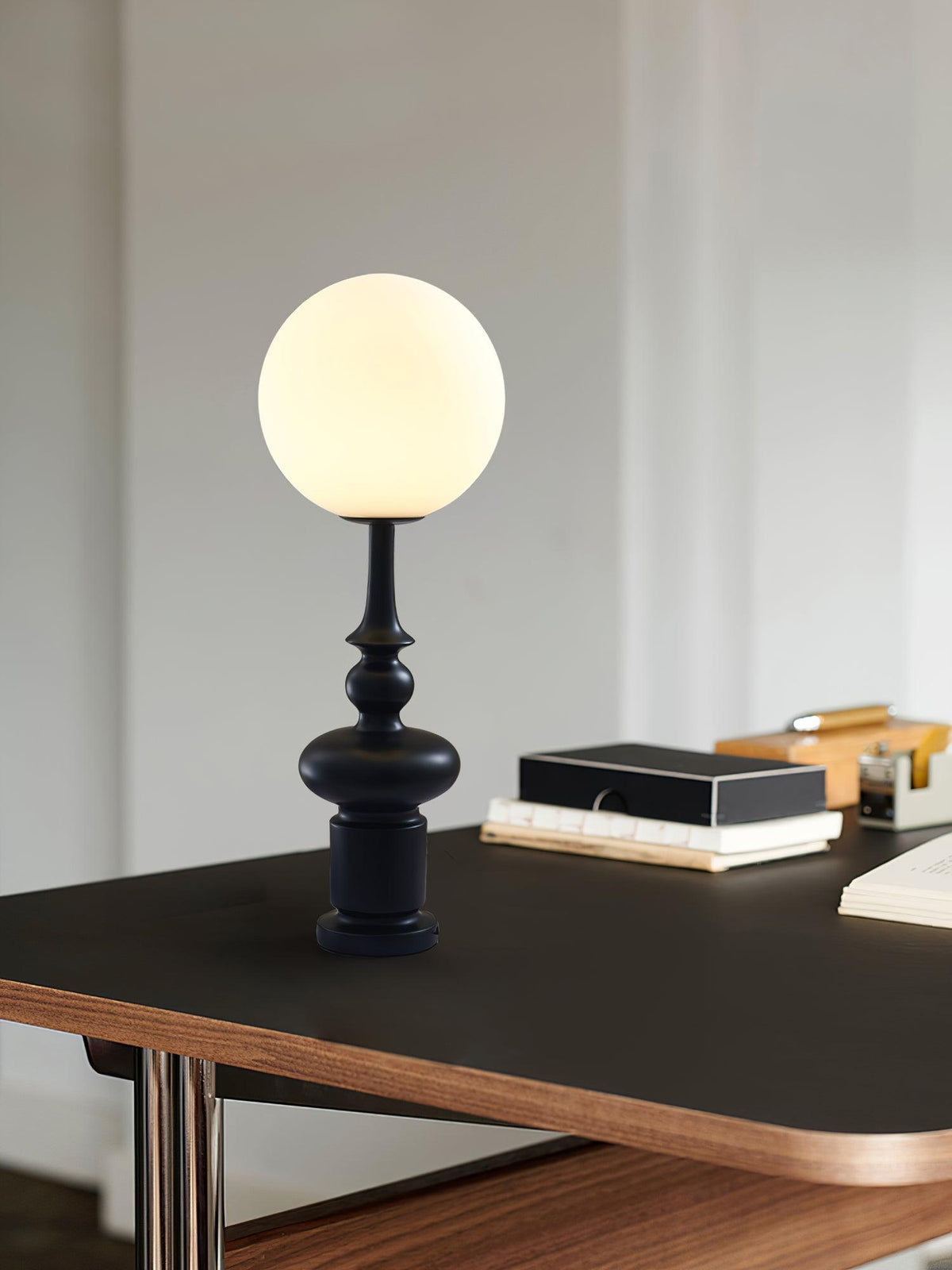 Soralise Roman Column Table Lamp