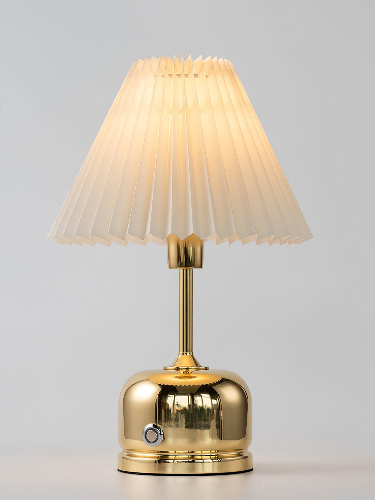 Lynn Modern Table Lamp