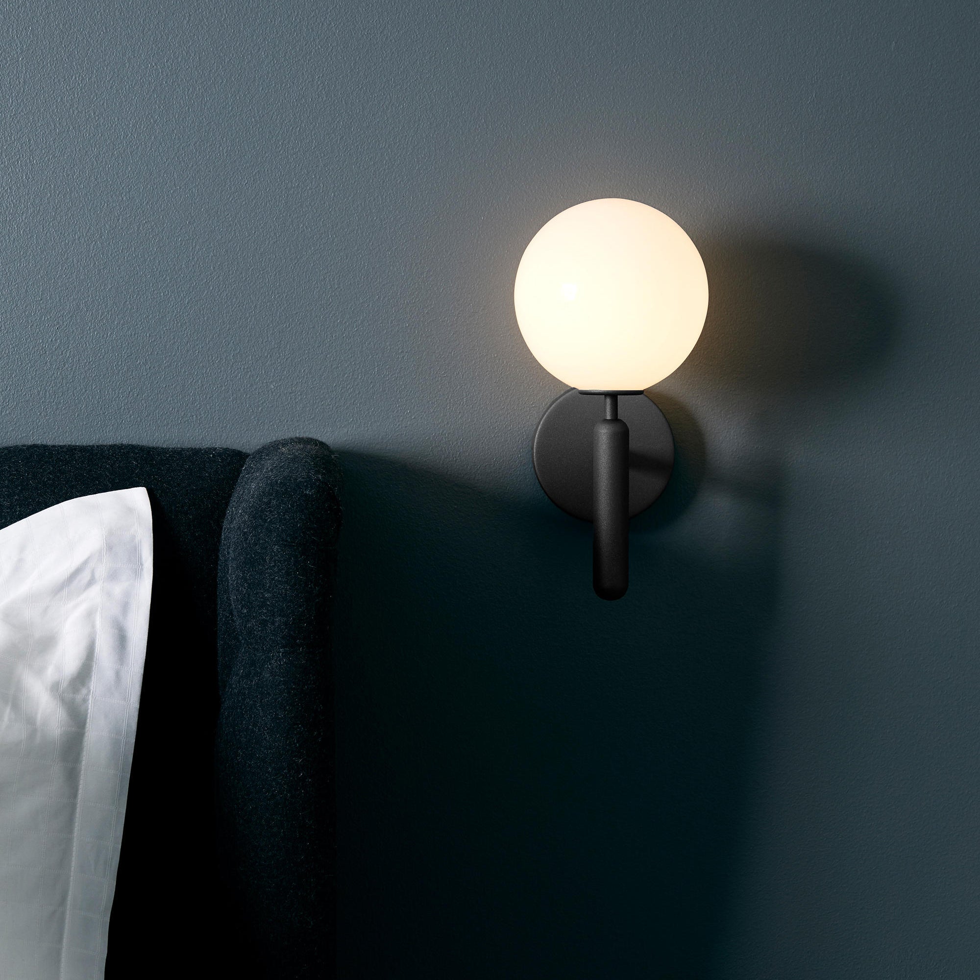 Ilirila Modern Minimalist Brass Glass Wall Light