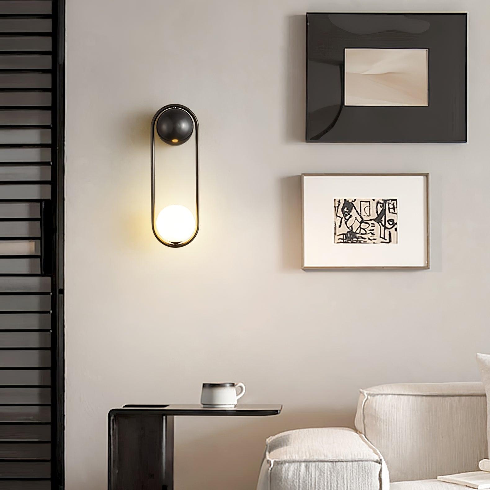 Solarine Radiain Brass Minimalist Wall Lamp