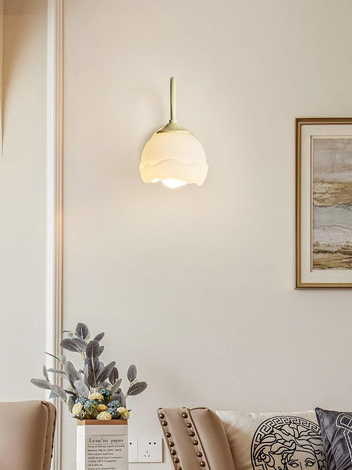 Velorenne Glass Elegant Wall Lamp