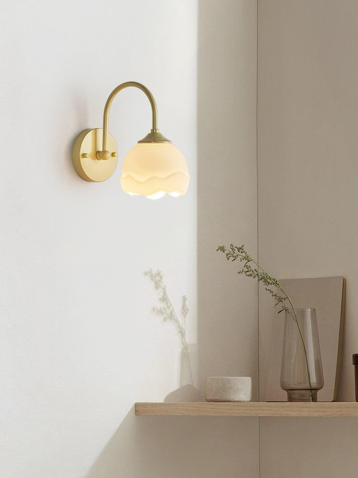 Velorenne Glass Elegant Wall Lamp