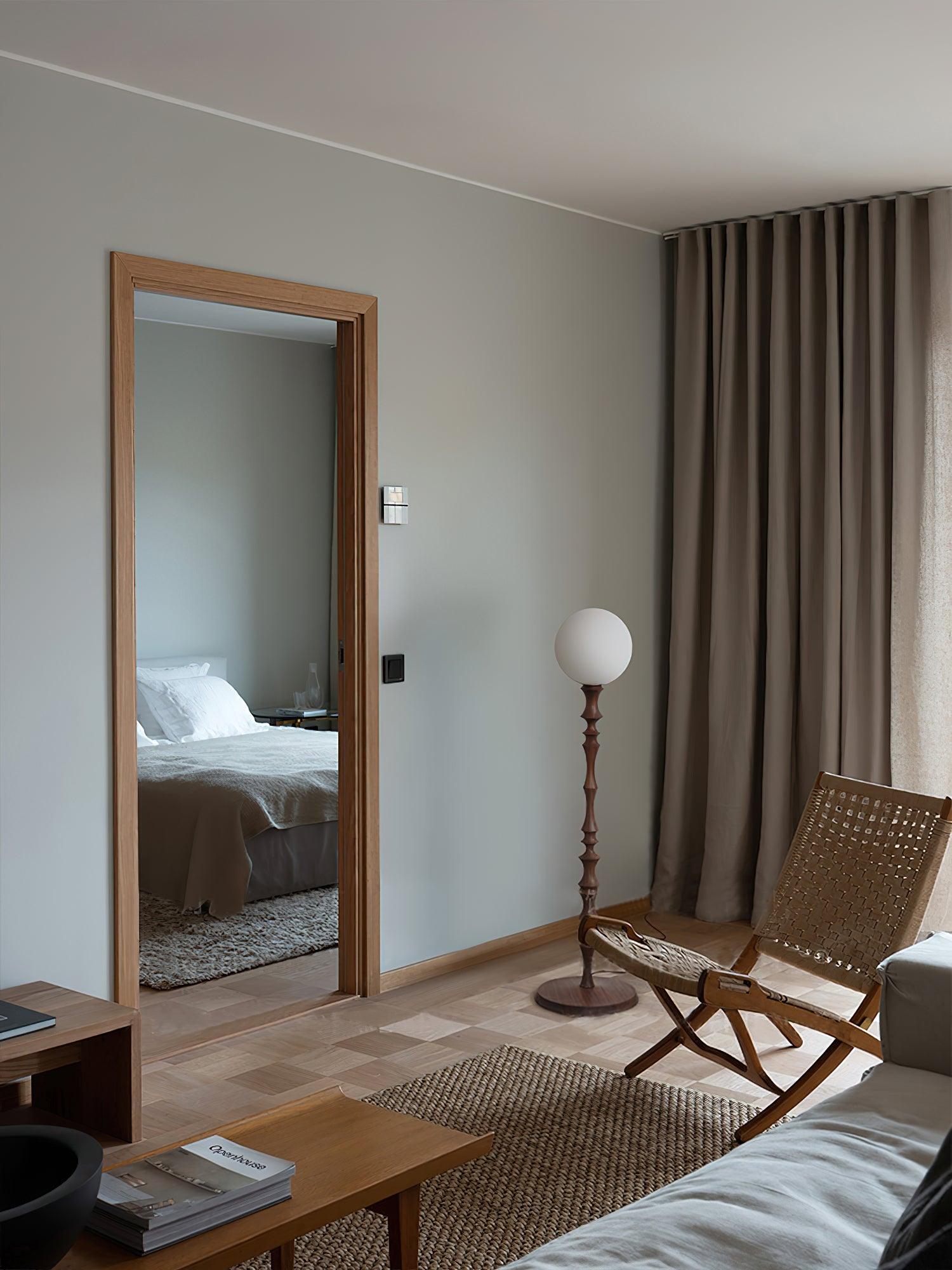 Vilten Elegant Wood Floor Lamp