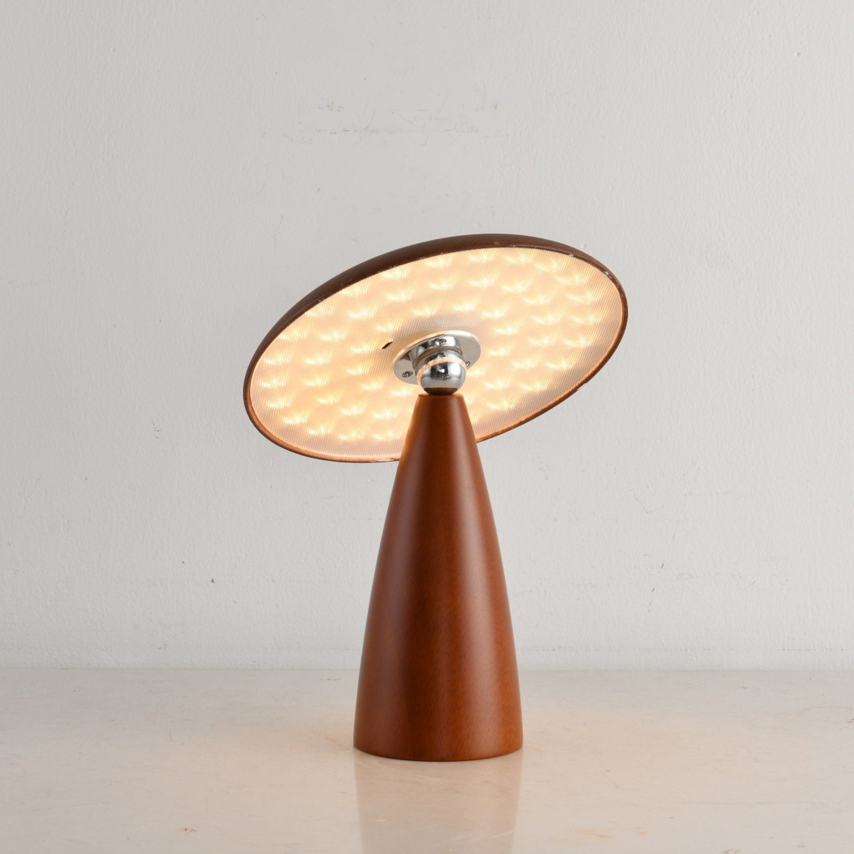 Orbis Vintage Wood Table Lamp