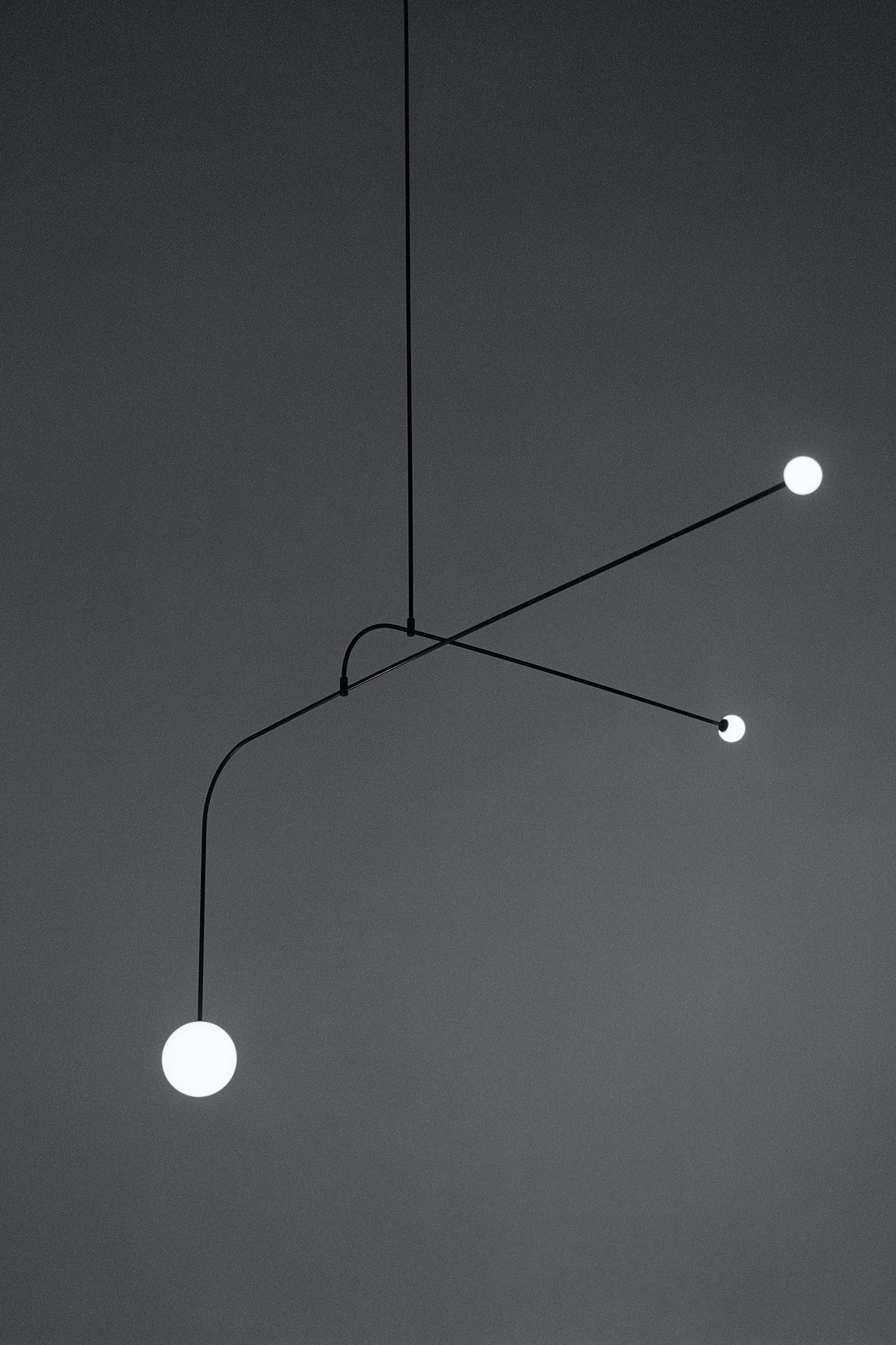 Viraiseon Chandelier Mobile Black Minimalist