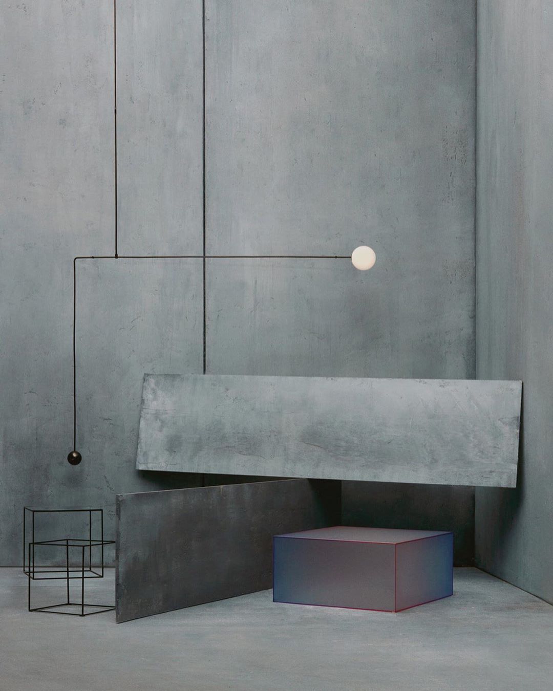 Viraiseon Chandelier Mobile Black Minimalist