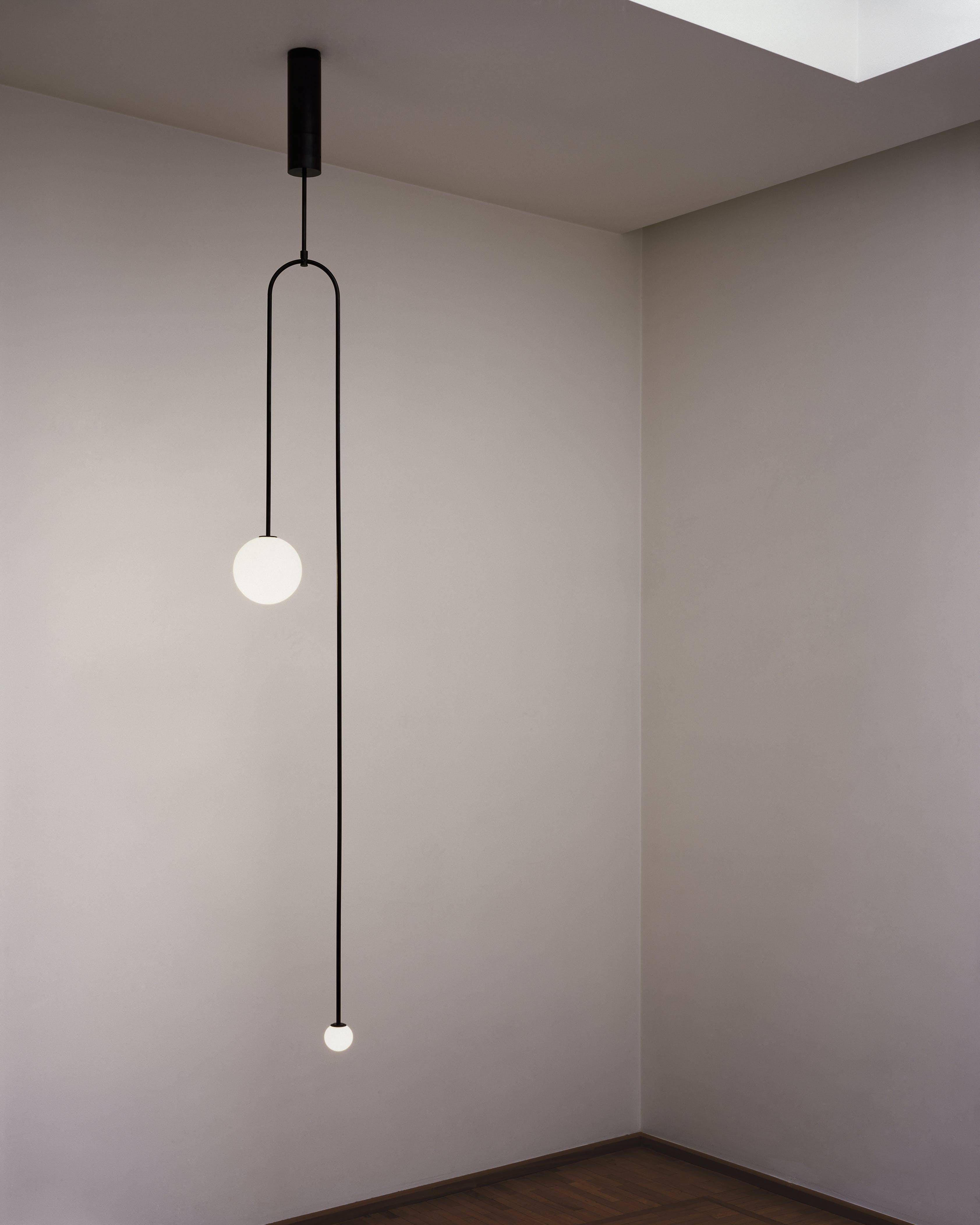 Viraiseon Chandelier Mobile Black Minimalist
