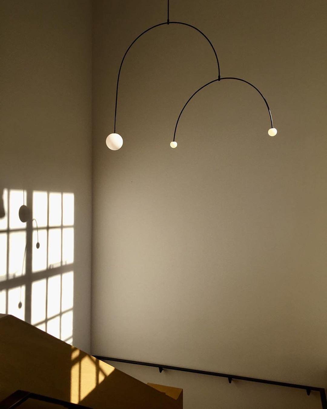 Viraiseon Chandelier Mobile Black Minimalist