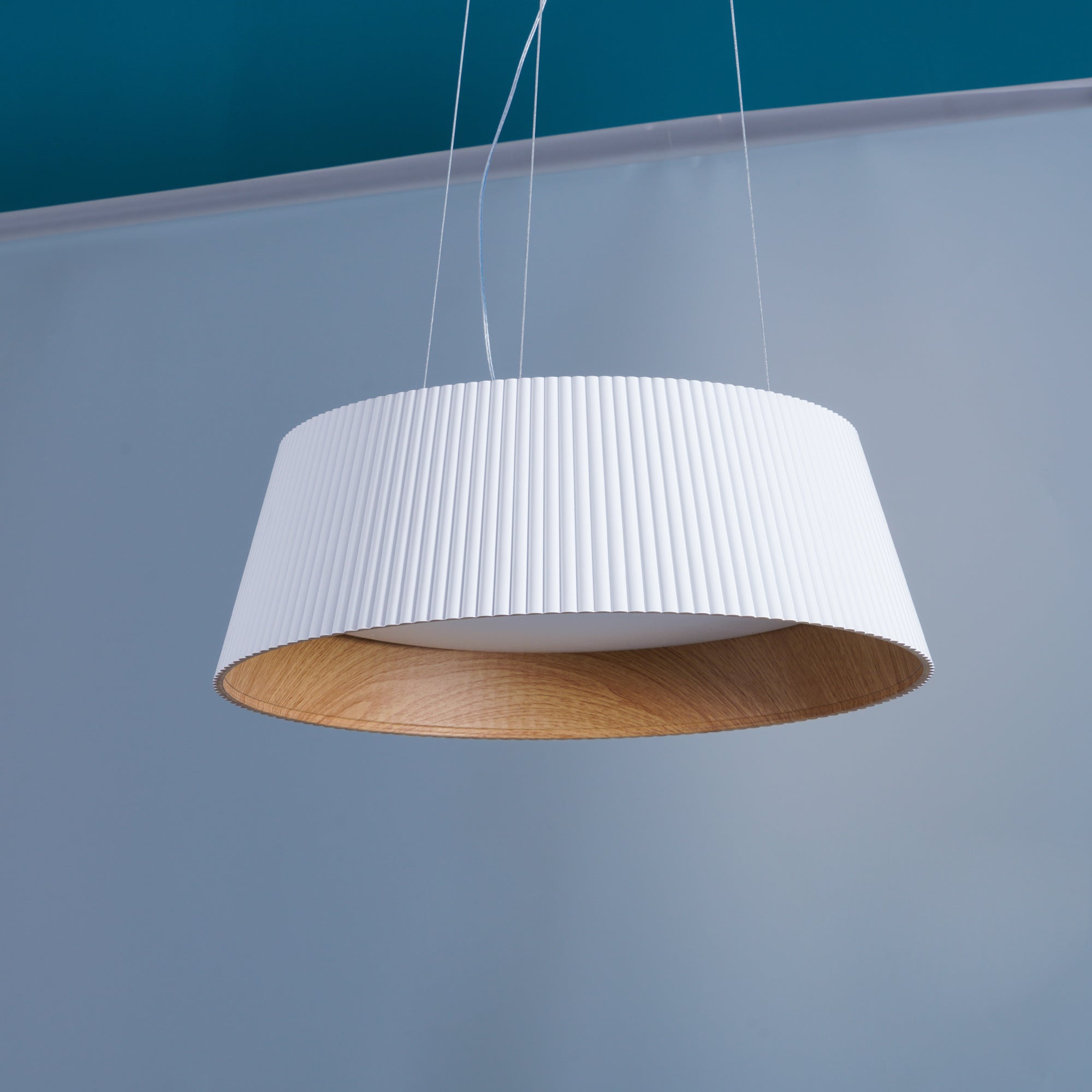 Eru Classic Minimalistic Pendant Light