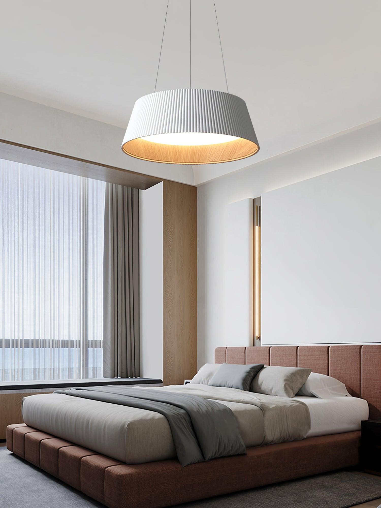 Eru Classic Minimalistic Pendant Light