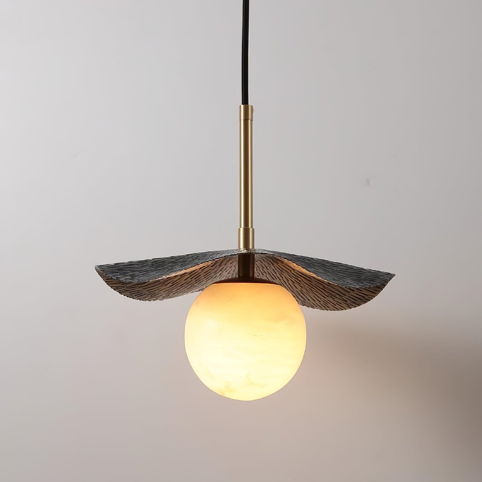 Zaraeen Modern Minimalist Brass Alabaster Pendant Light - Neutral Decor