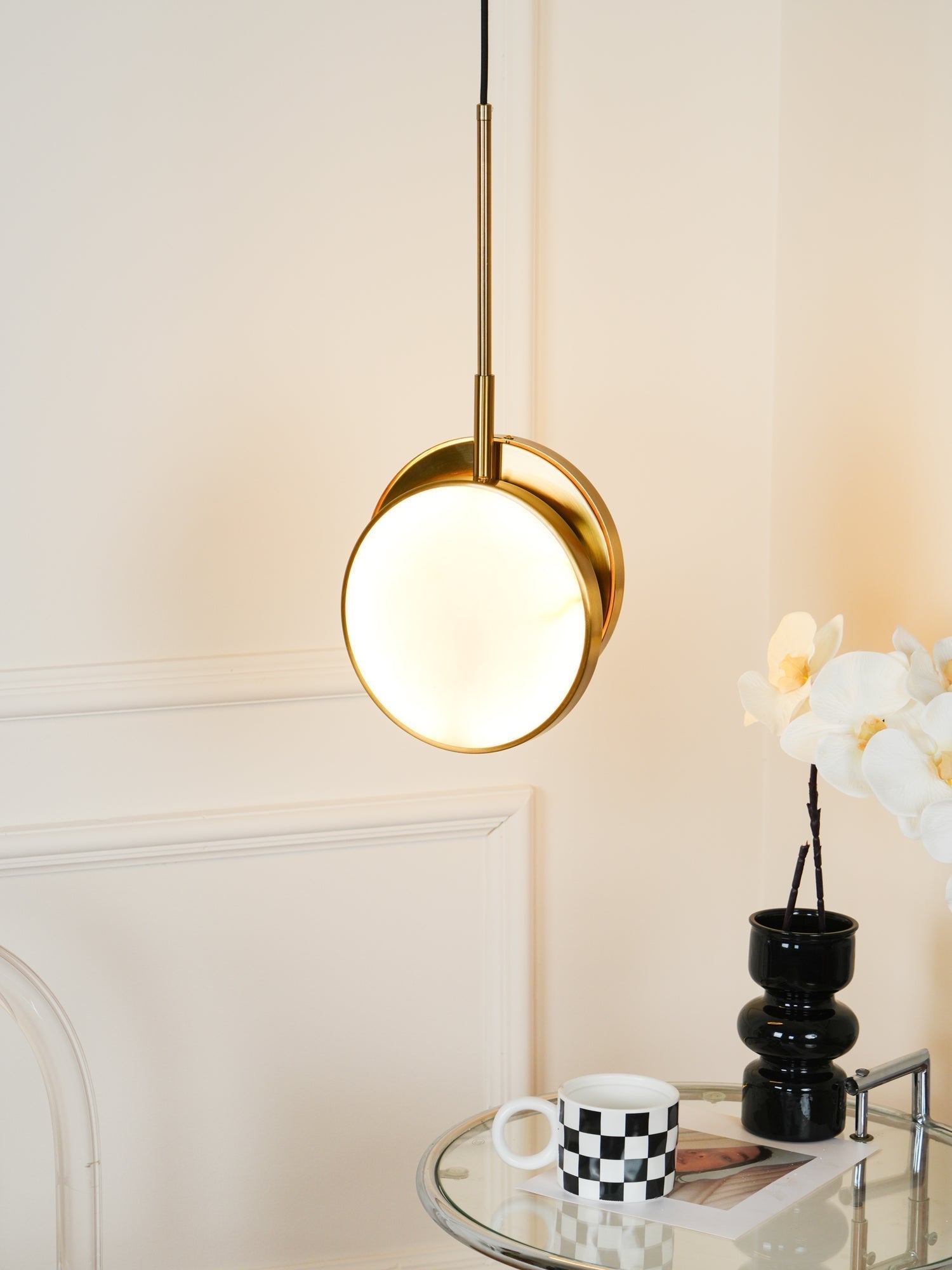 Synoryra Dual Disc Alabaster Pendant Light