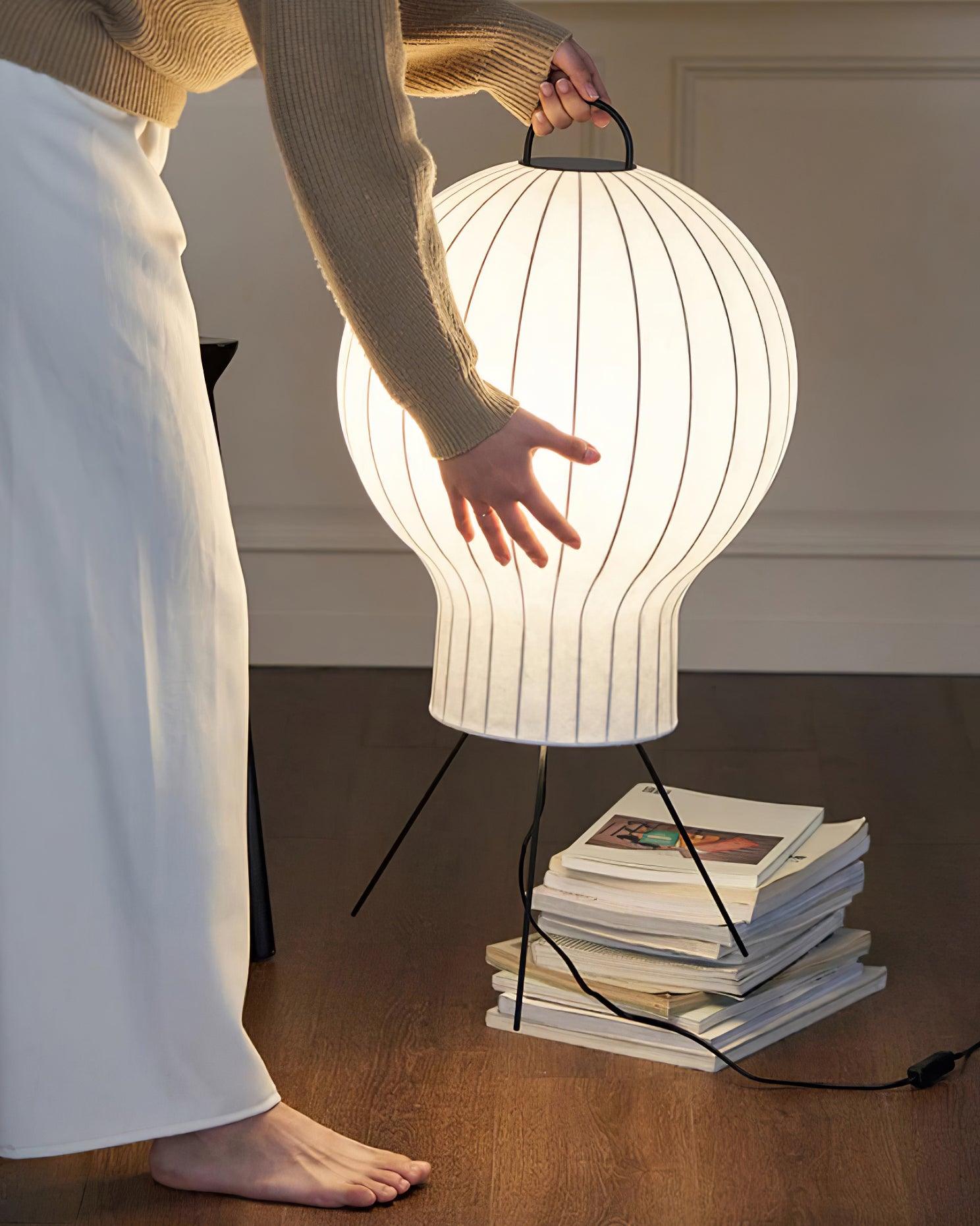 Balloon Minimalist Silk Floor lamp