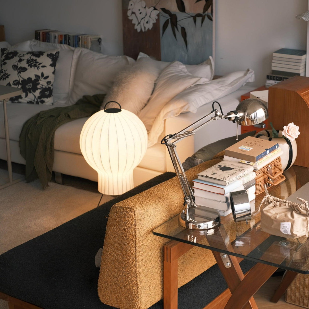 Balloon Minimalist Silk Floor lamp