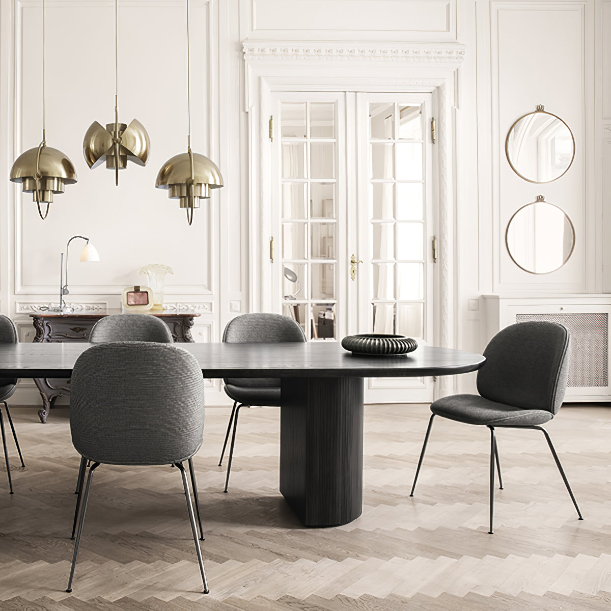 Lustra Pendant Lamp Deformed Ball Golden - Neutral Decor