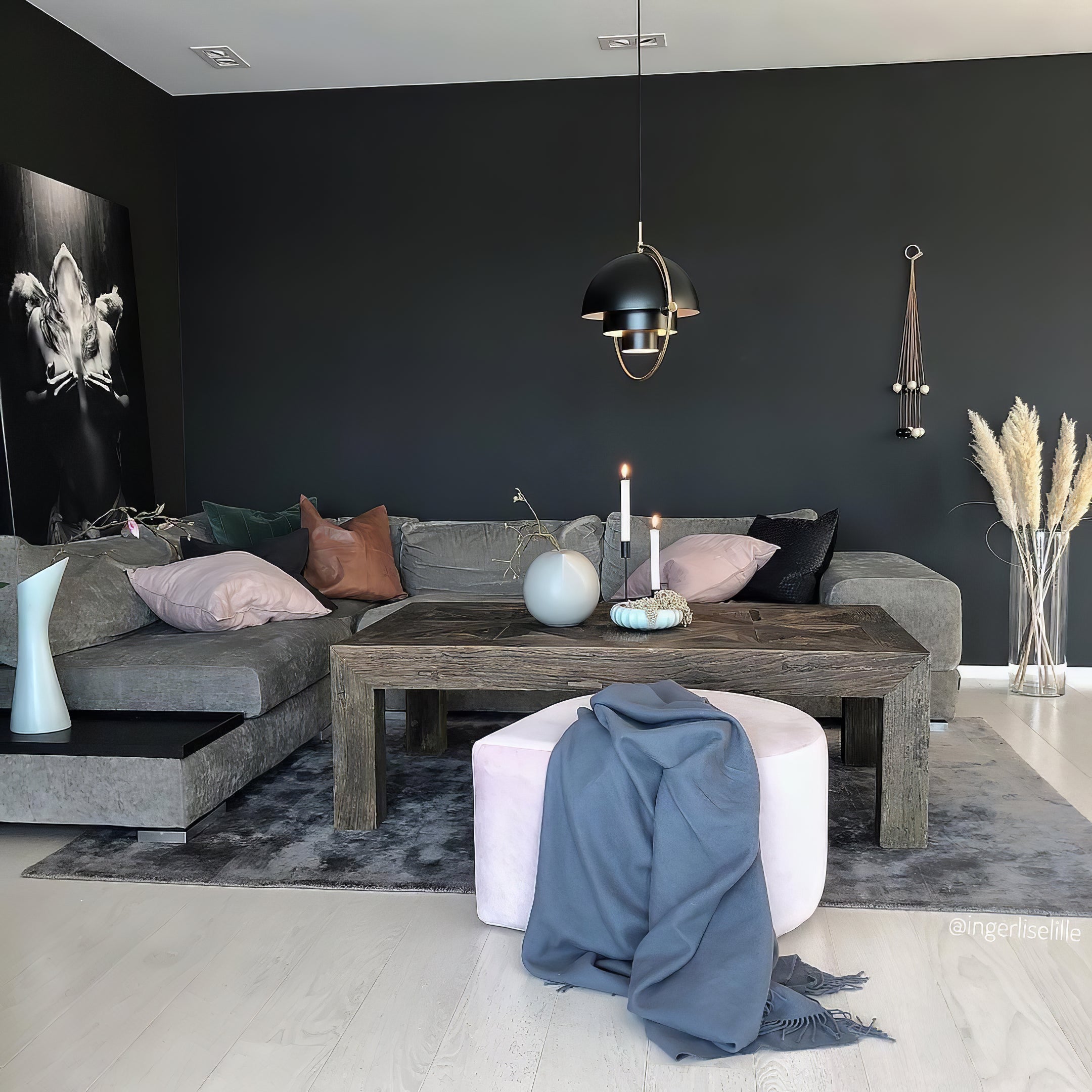 Lustra Pendant Lamp Deformed Ball Golden - Neutral Decor